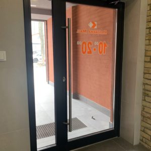 Алюминиевая дверь в подъезд GFTD849 Алюминиевая дверь в подъезд GFTD849