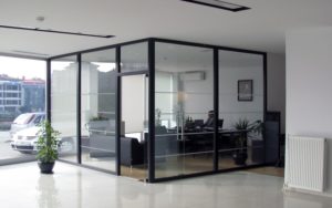 Алюминиевая перегородка Schuco GFTD697
